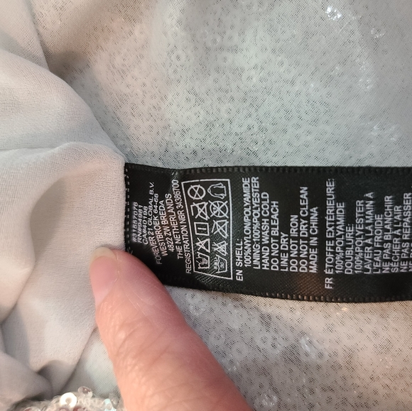 Forever 21 Sequin Sleeveless Medium Top - Picture 7 of 7